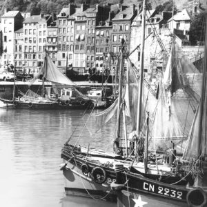 Astrid von Luttitz - Frankreich - Ein kleiner Hafen in der Normandie.