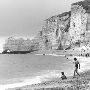 Astrid von Luttitz - Frankreich - Klippen und Strand von Etretat in der Normandie
